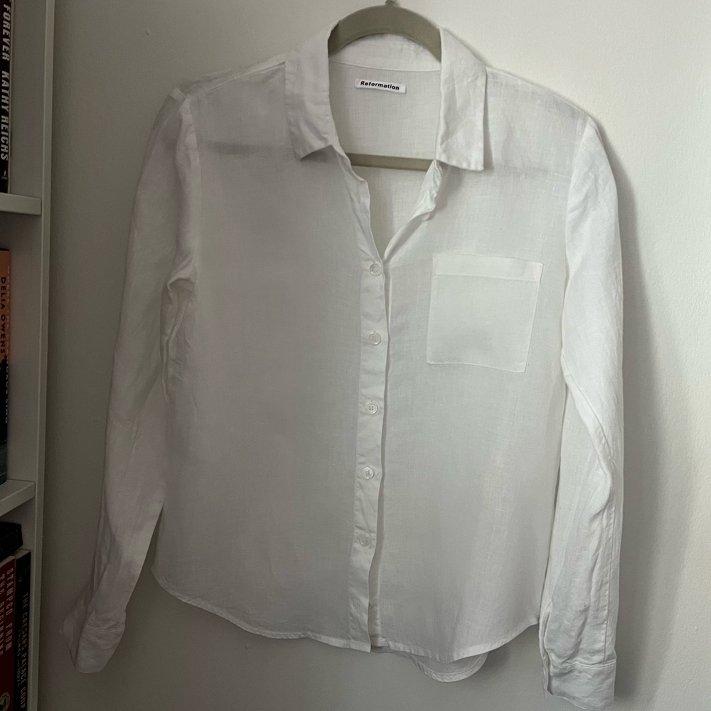 White linen reformation button up shirt